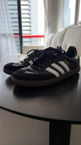 Adidas samba muito novo 