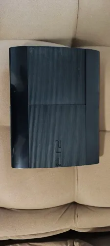 Vende-se ps3 super slim bloqueado