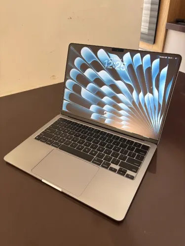 Macbook Air 13 M2