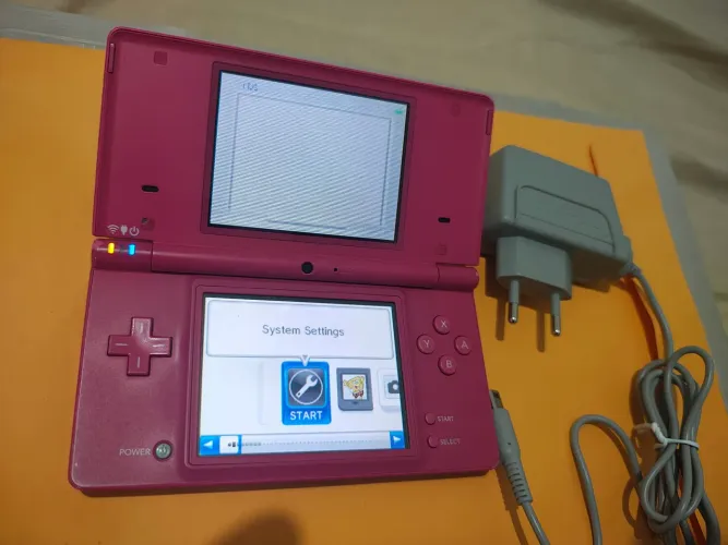 Nintendo DSi Rosa