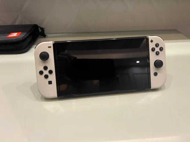 Nintendo Switch Oled ótimo estado