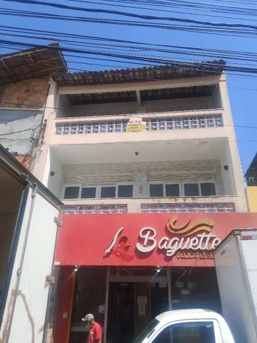 Alugo 2 imóveis