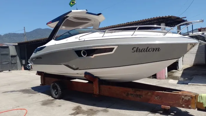 Lancha Ventura 265 40 horas motor volvo Penta