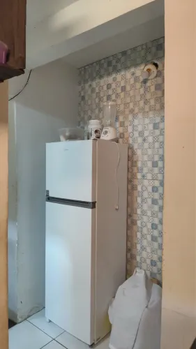 Vende-se uma kit net no bairro de Pituaçu-Boca do rio