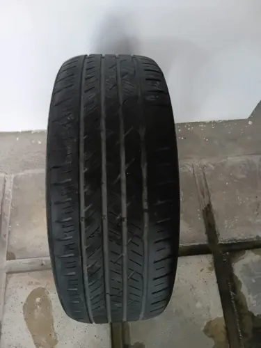 Pneu 235/55 R18