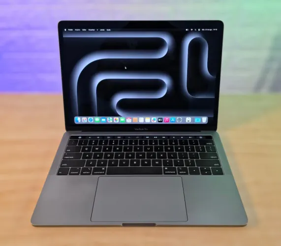 Macbook Pro 2017 Touchbar | Core i5 | SSD 512GB | 8GB RAM | Tela Retina 13,3