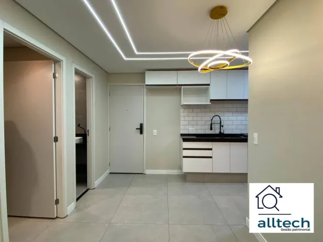 Apartamento com 2 dormitórios para alugar, 31 m² por R$ 2.385/mês - Quinta da Paineira - S