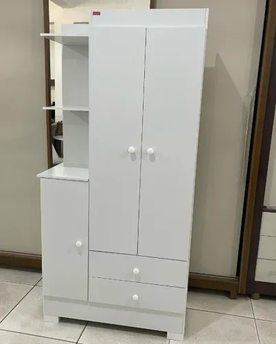 Guarda-Roupa Infantil Magia Branco: Organização e Encanto para o Quarto dos Pequenos