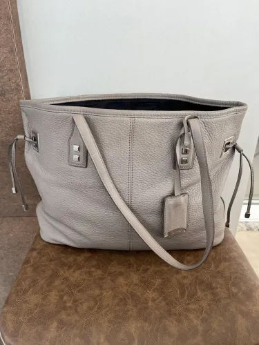 Bolsa Calvin Klein Cinza