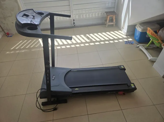 Dream Fitness Esteira Eletrônica DR 1600 Bivolt