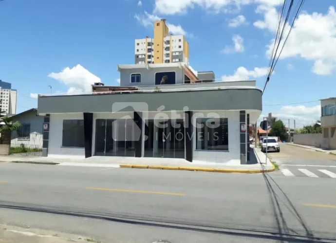 Sala Comercial para locação,260.00 m , Cordeiros, ITAJAI - SC