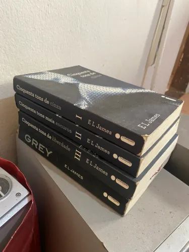Livros 50 tons