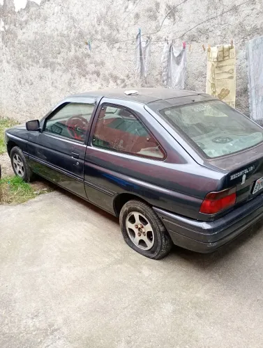 Ford Escort GL 1.8i / 1.8 (álcool) 1996