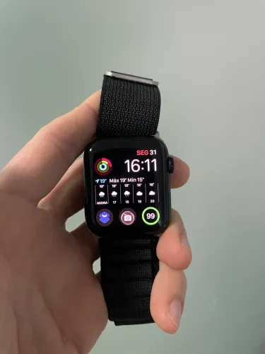 Apple Watch SE 2ª Geração 44mm GPS + Cellular (4G LTE)