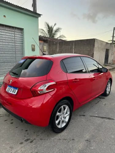 Peugeot 208 Allure 1.5 Flex 8V 5P 2014