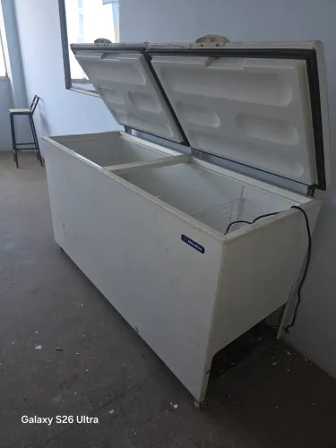 Freezer horizontal grande 546l