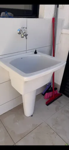 Tanque de louça Celite