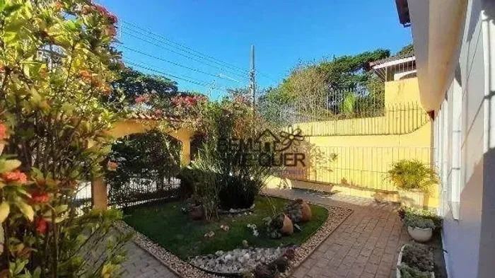 Sobrado City Pinheirinho com 4 dormitórios à venda - 398 m²
