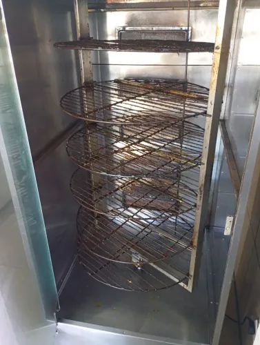 Máquina de assar frango
