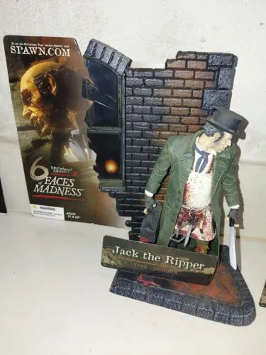 Action figure jack the ripper 6 faces of madness mcfarlane toys