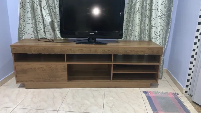 Rack Amadeirado Moderno Impecável (Desapego)