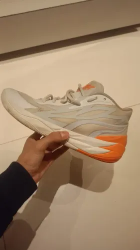 Tênis de basquete MB.02