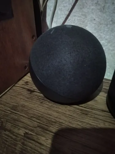 Vendo Alexia+lâmpada inteligente+tomada inteligente