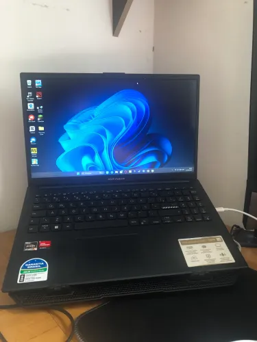 Notebook asus vivobook go 15, ryzen 5, Windows 11.