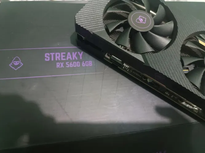 Placa de vídeo Radeon RX 5600 6gb Mancer
