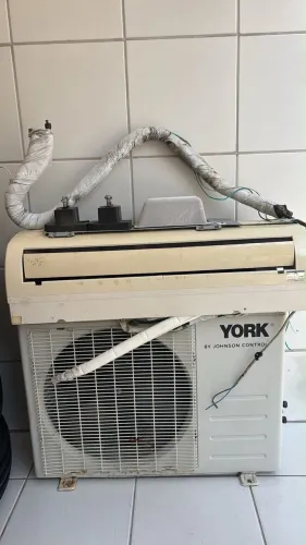 Ar condicionado 