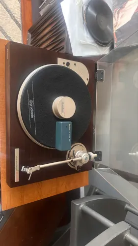 Toca discos Gradiente Esotech RPii RP2