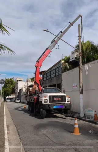 CAMINHÃO COM MUNCK GMC 14.190 ANO 97/98.