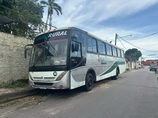 Aluga-se 