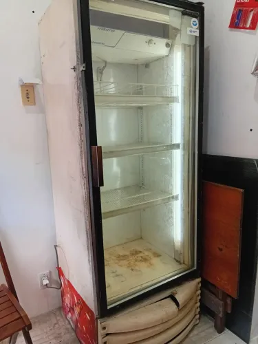 Cervejeira expositor porta de vidro