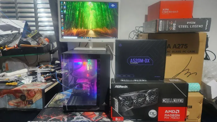 PC Gamer Ryzen 5 5600G (4.4GHz Turbo) 16GB Nvme 256GB + 1TB RX 7600 8GB