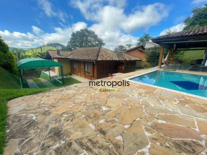 Casa com 3 dormitórios à venda, 160 m² por R$ 800.000,00 - Monte Alegre do Sul - Amparo/SP