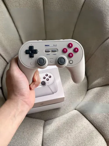 Controle 8BitDo Pro 3 Lacrado bege