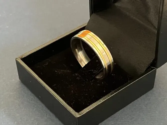 Lote de 8 Anéis Aço Inox 316l Masculino Liso Reto Prata Fios de Ouro 6mm