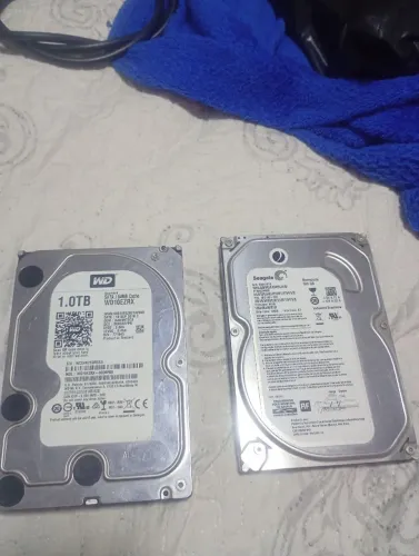 HDS de 1tb e 500gb rapidos