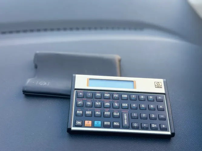 Calculadora HP 12c sem detalhes 