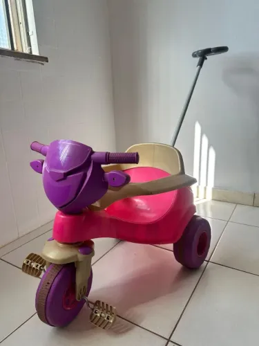 Triciclo infantil
