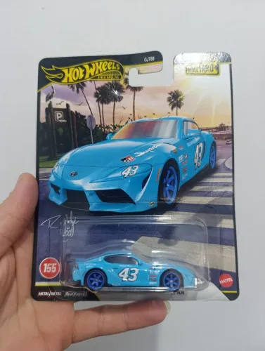 Hotwheels premium Toyota GR Supra