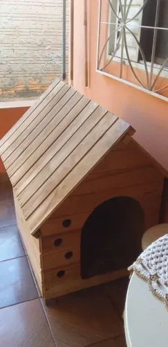 Casinha de cachorro (grande)