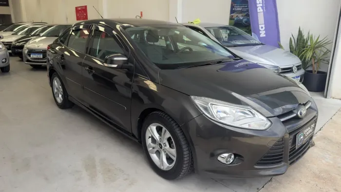 Ford Focus Sedan 1.6/1.6 Flex 8v/16v 4P Mec. 2014