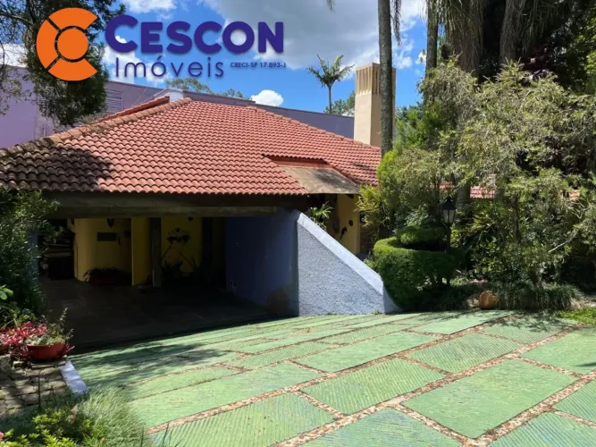 Impecável casa em condomínio na Aldeia da Serra, Barueri-SP: 4 quartos, 2 suítes, 2 salas,