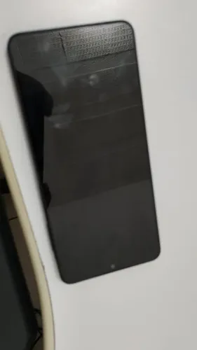 Celular em perfeito estado