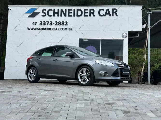 Ford Focus 2.0 16v/se/se Plus Flex 5P Aut. 2015