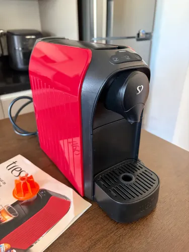 Cafeteira três corações - Estado de nova!