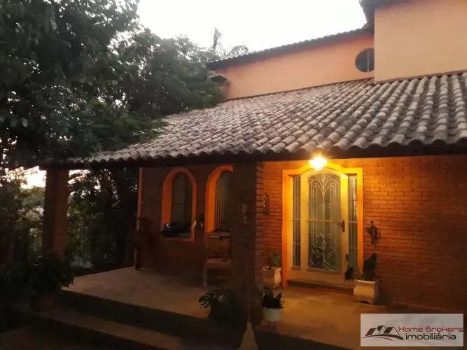Chácara para Venda em Jundiaí, Vivenda, 2 dormitórios, 3 banheiros, 1 vaga
