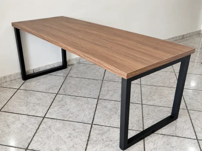 MEGA PROMOÇÃO - MESA INDUSTRIAL AMADEIRADA